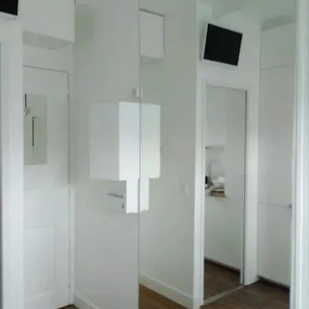 Maubert Joli Nid Equipe Vue Ascenseur Apartamento
