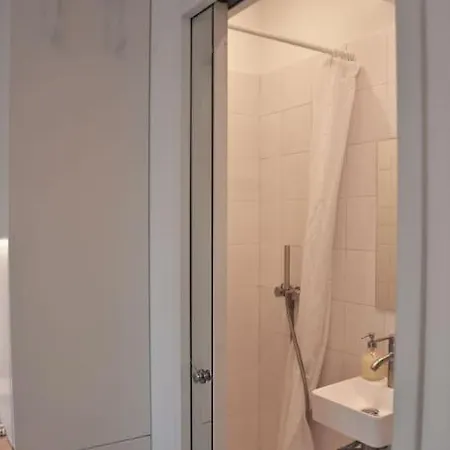 Maubert Joli Nid Equipe Vue Ascenseur Apartamento París
