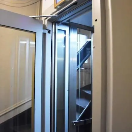 Maubert Joli Nid Equipe Vue Ascenseur Apartment *